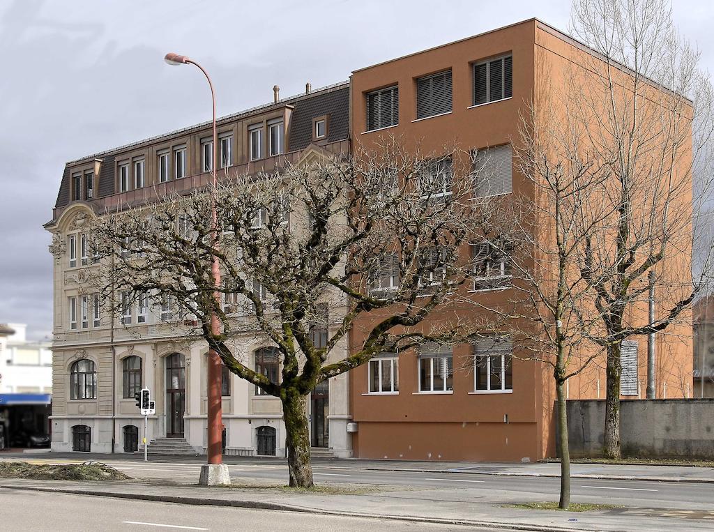 Hebergement Du Pod La Chaux De Fonds Exterior photo